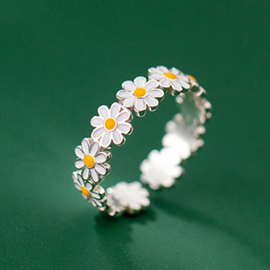 Cute Daisy Flowers Rings